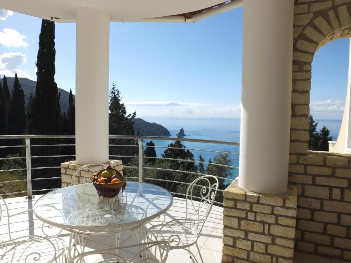 Villa Alibertini Ájos Górdios Eksteriør bilde